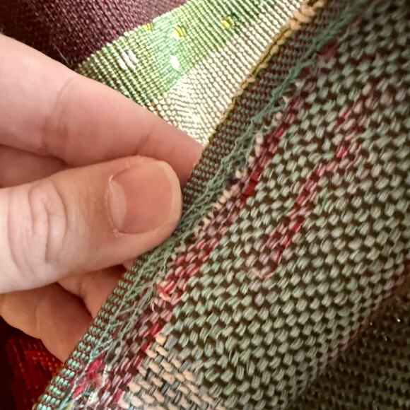 Very Nice 69" x 13" Rectangular Owls Acorns Leaves Fall Tapestry Table Runner - Picture 5 of 5